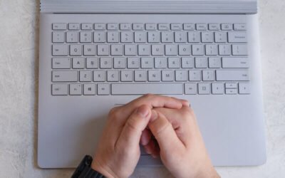 Télétravail en 2025 : Réalité, promesses et paradoxes vus du salon